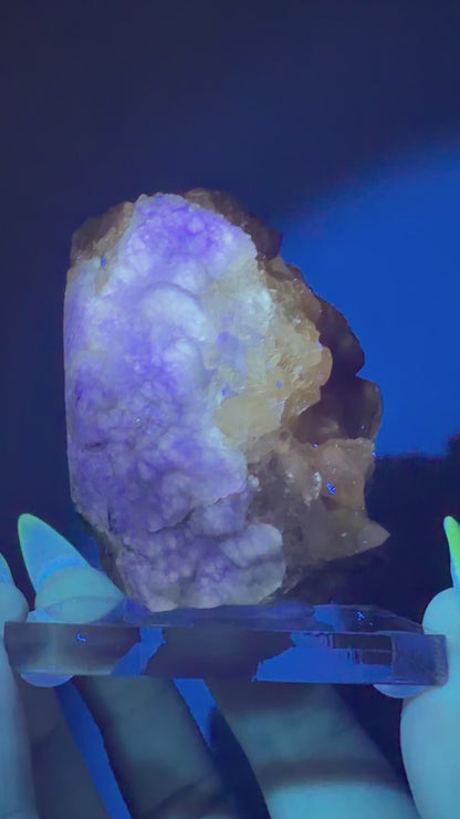 Baryte on Fluorite - China